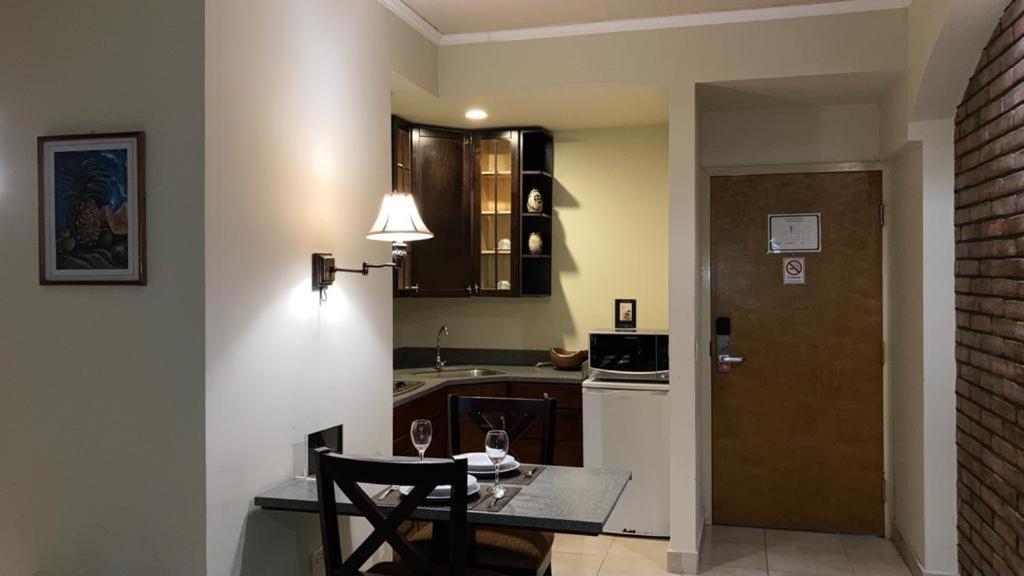 מנאגווה Los Altos Apartments & Studios מראה חיצוני תמונה